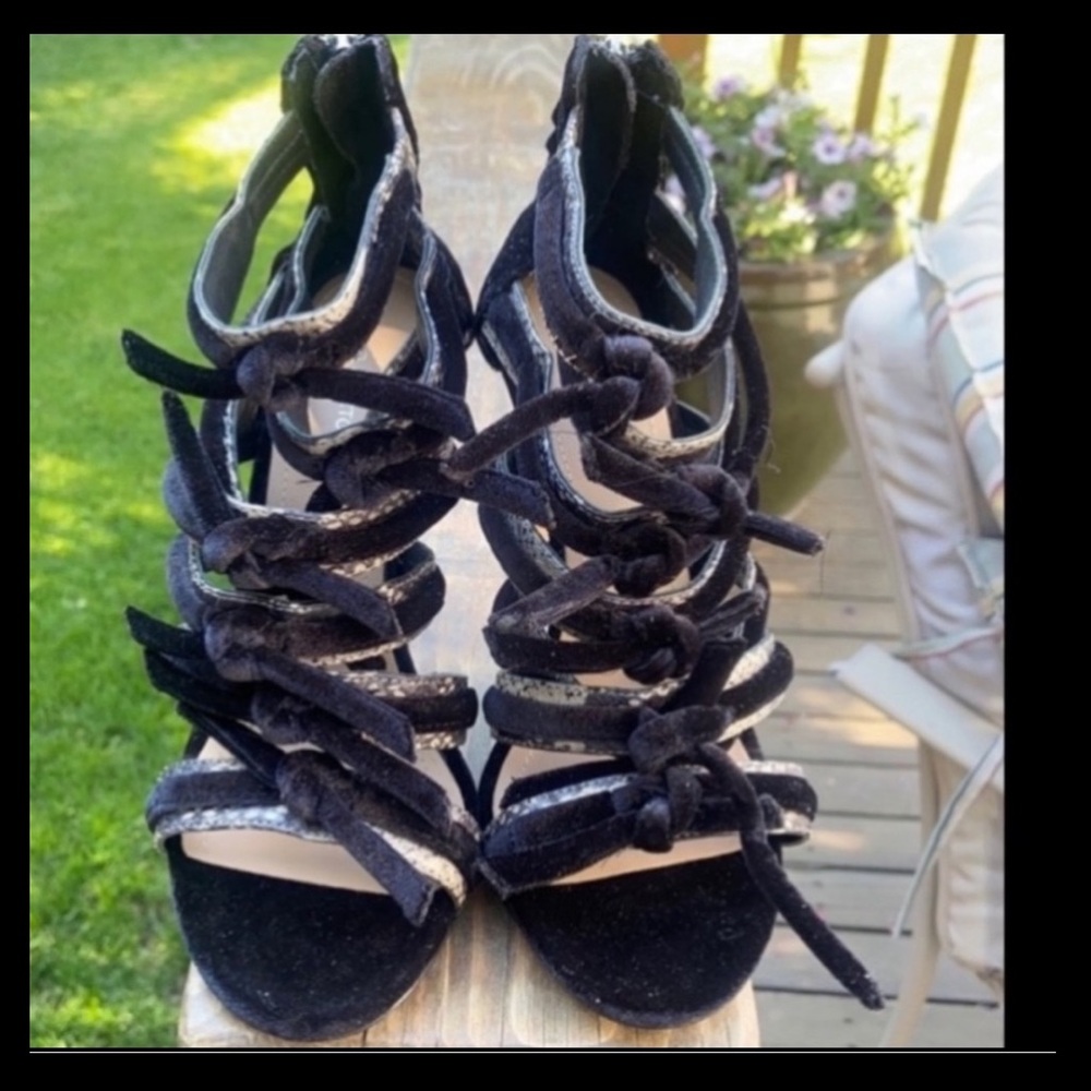 NWT- Pour La Victoire Elsie Stiletto